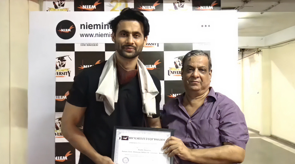 Honouring Freddy Daruwala